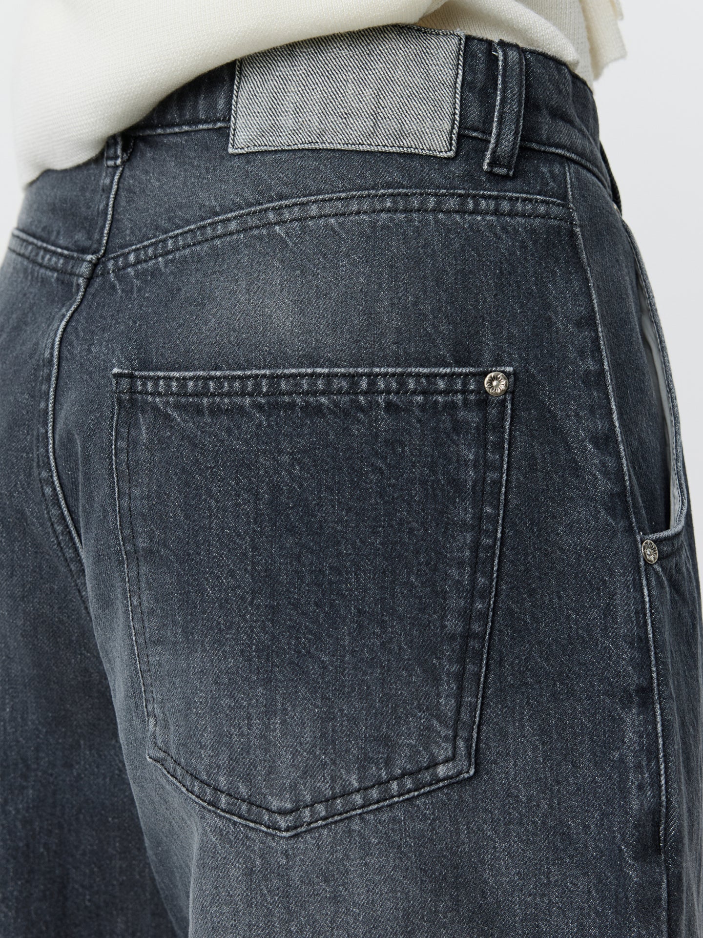 #color_stonewashed-grey