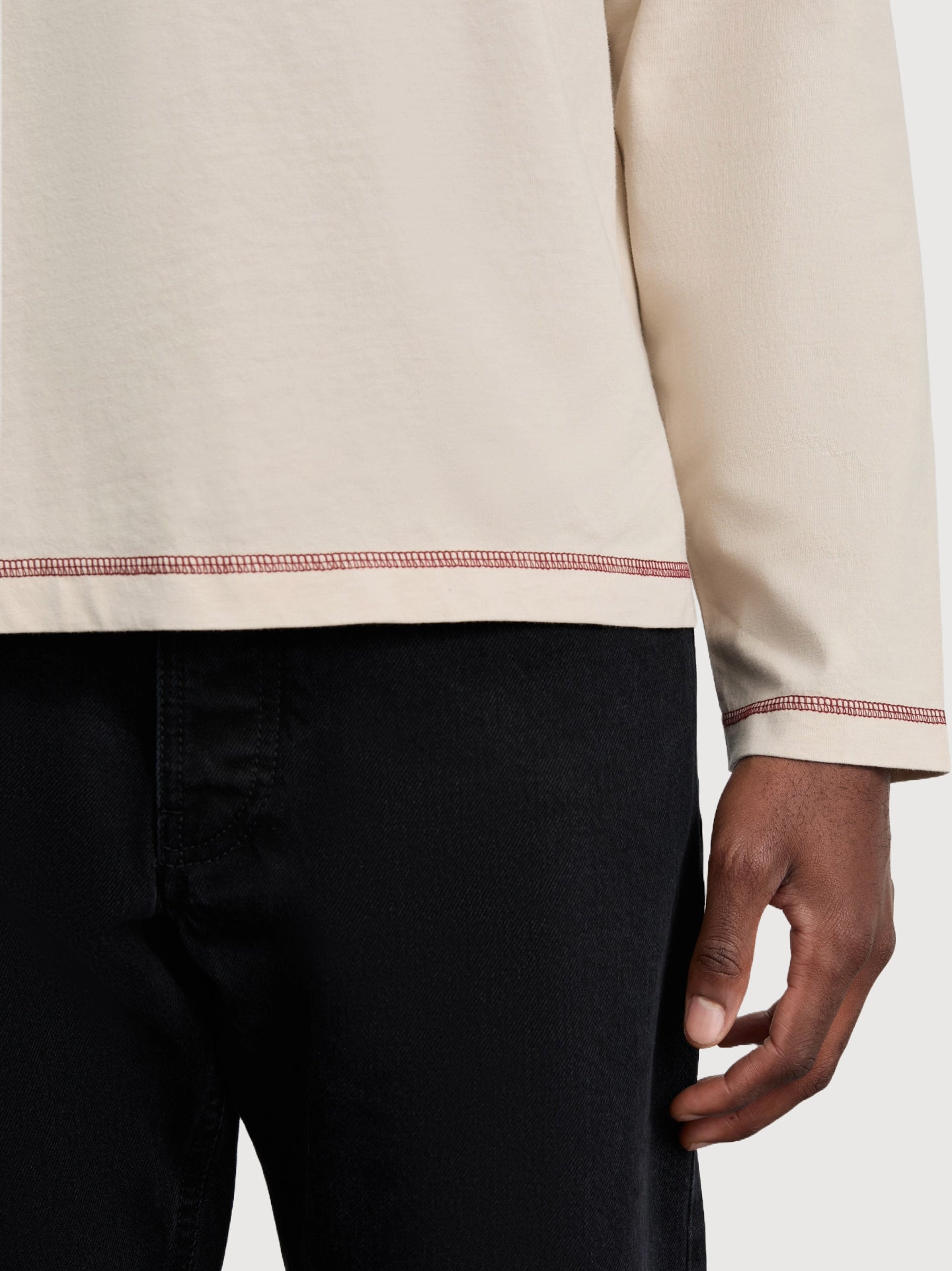 #color_grey-burnt-red 