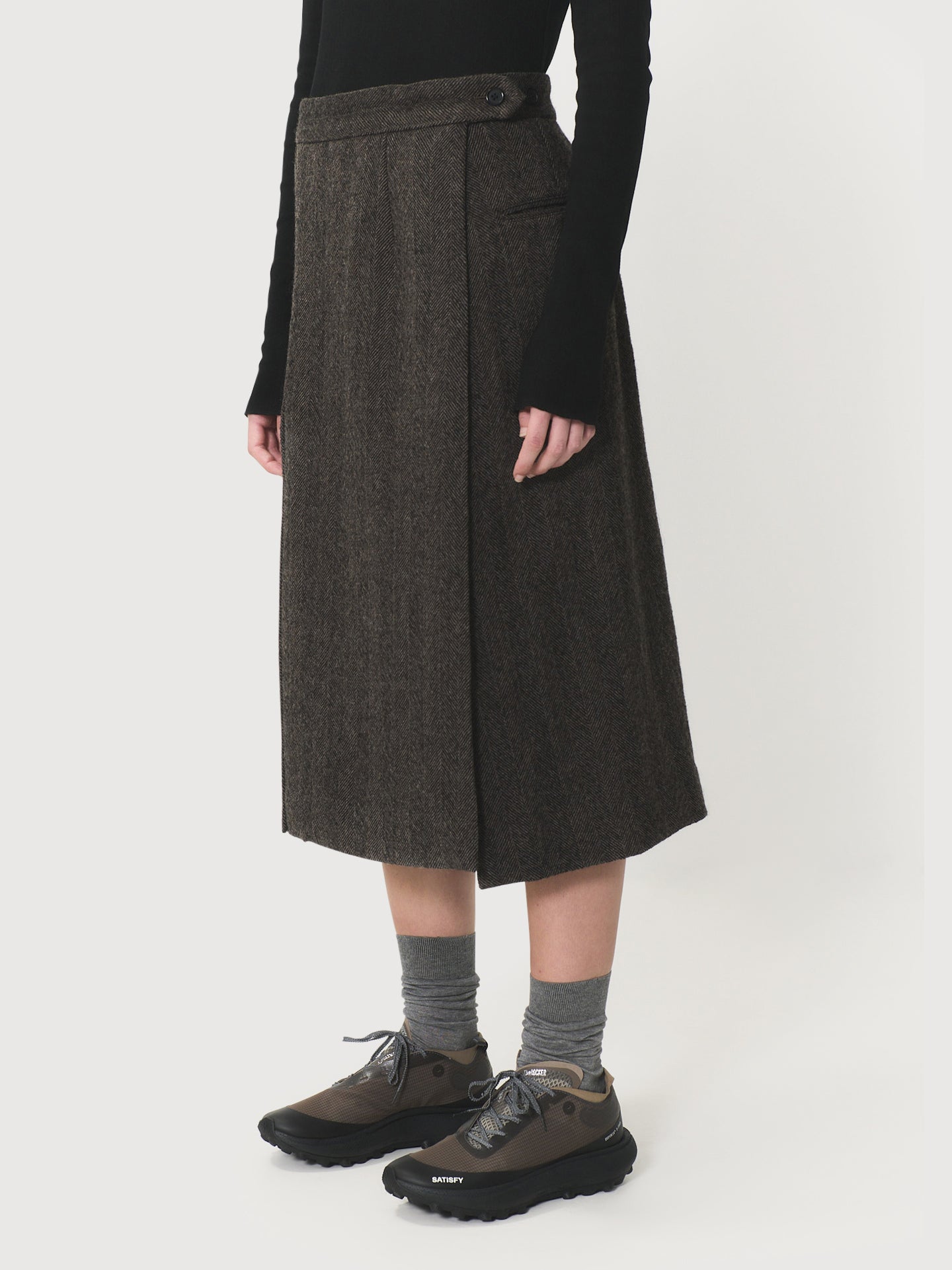 #color_herringbone-brown