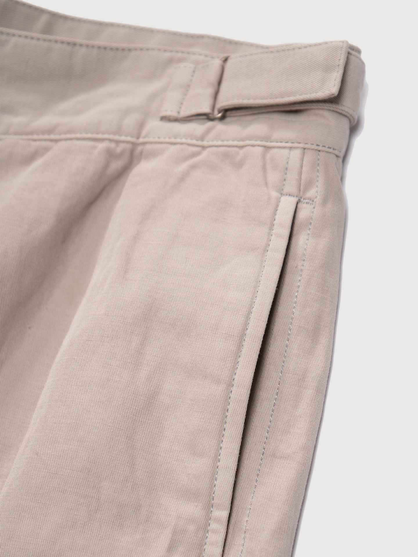 #color_taupe