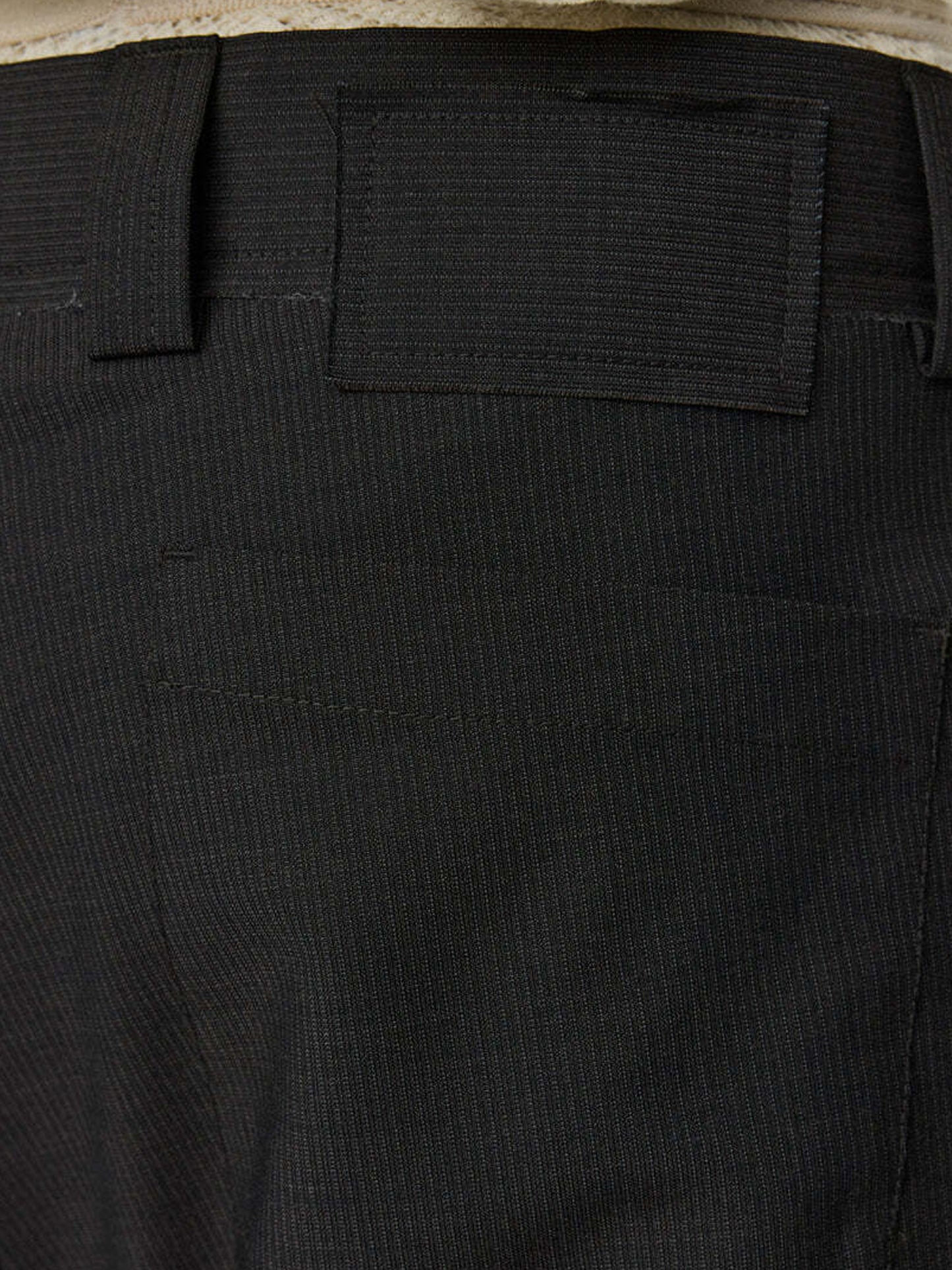 #color_dark-grey-stripe