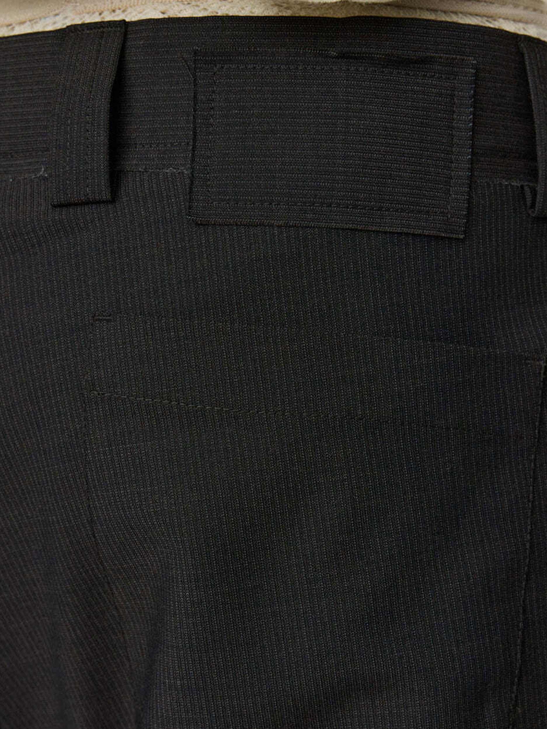#color_dark-grey-stripe