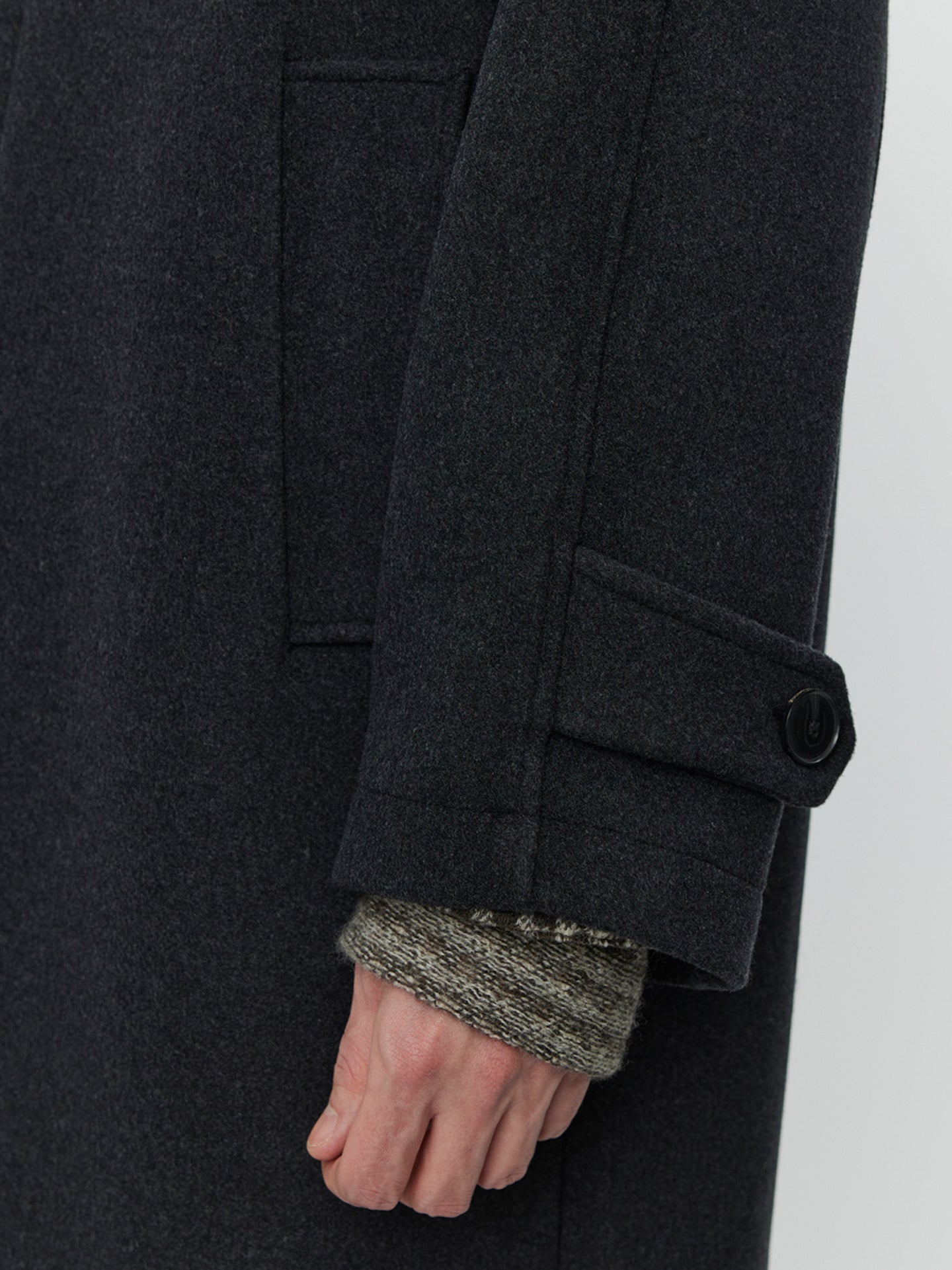 #color_dark-grey-recycled-wool