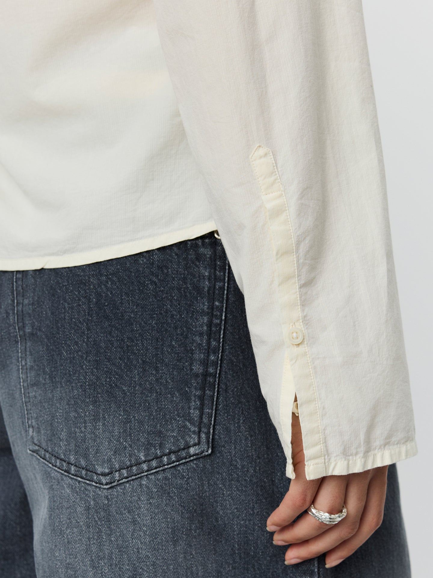 #color_off-white-micro-check