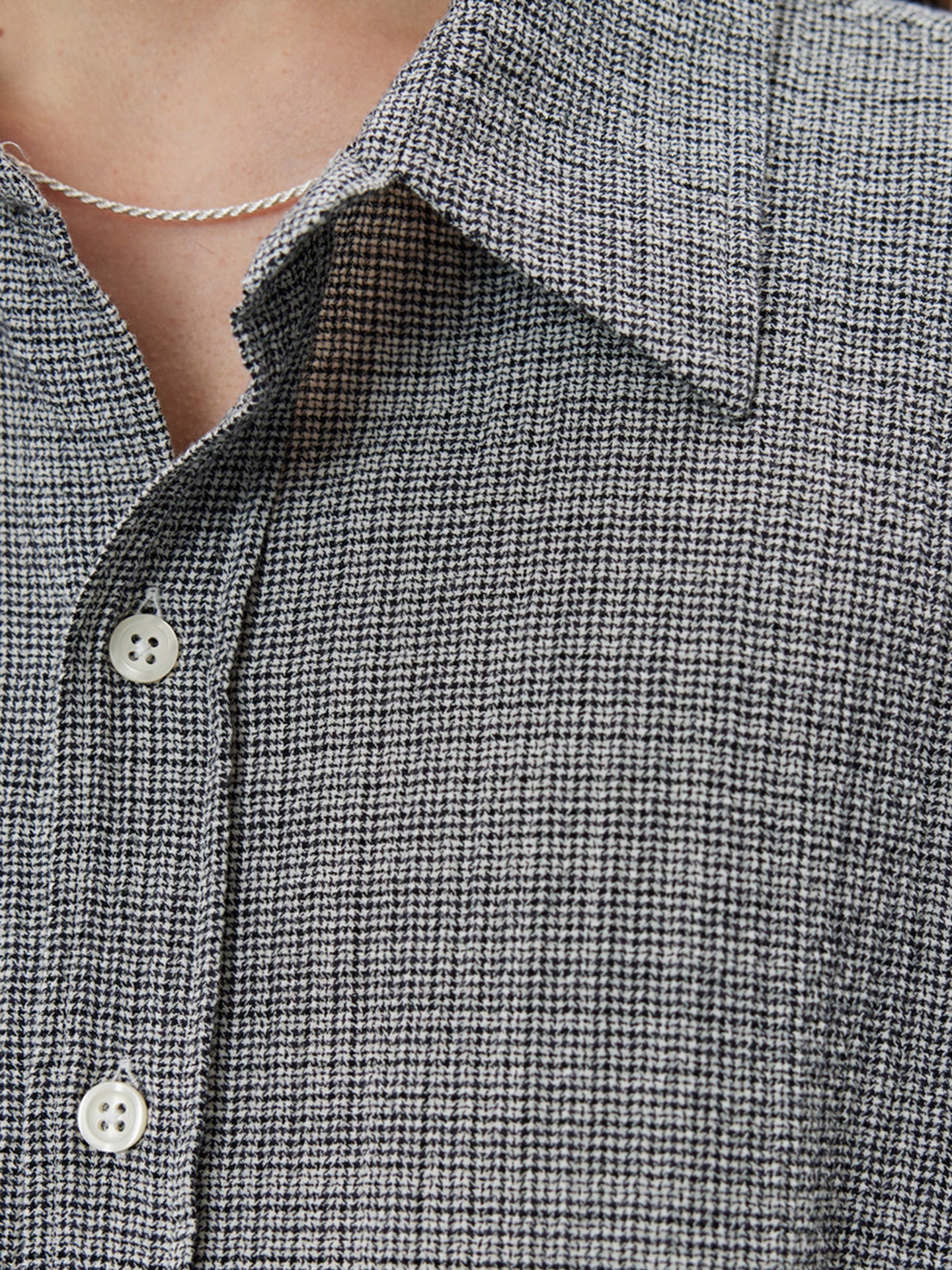 #color_mini-houndstooth-seersucker
