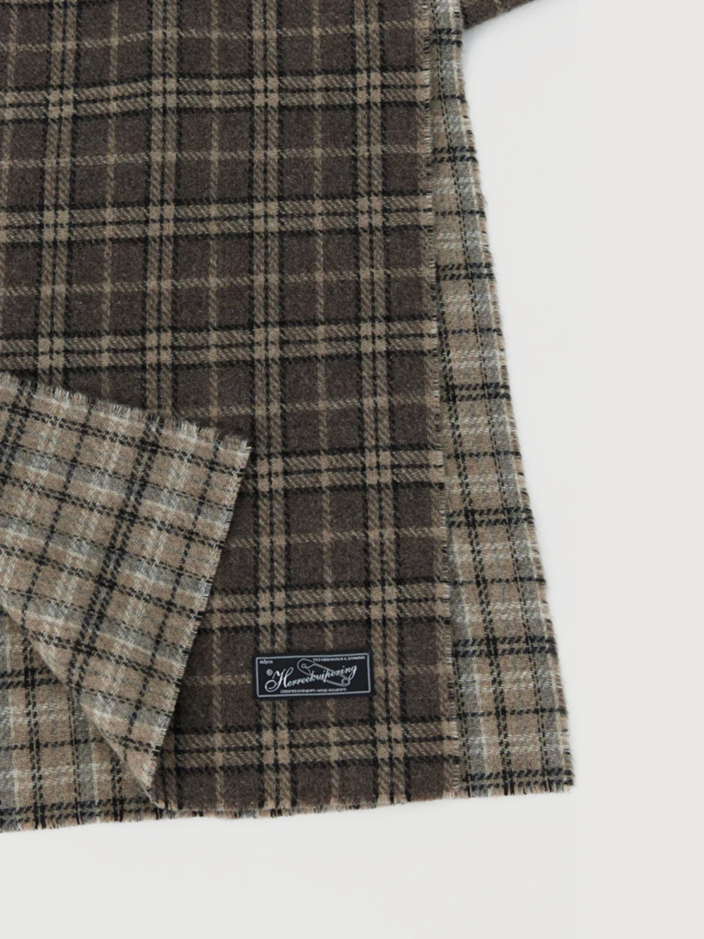 #color_brown-double-faced-check