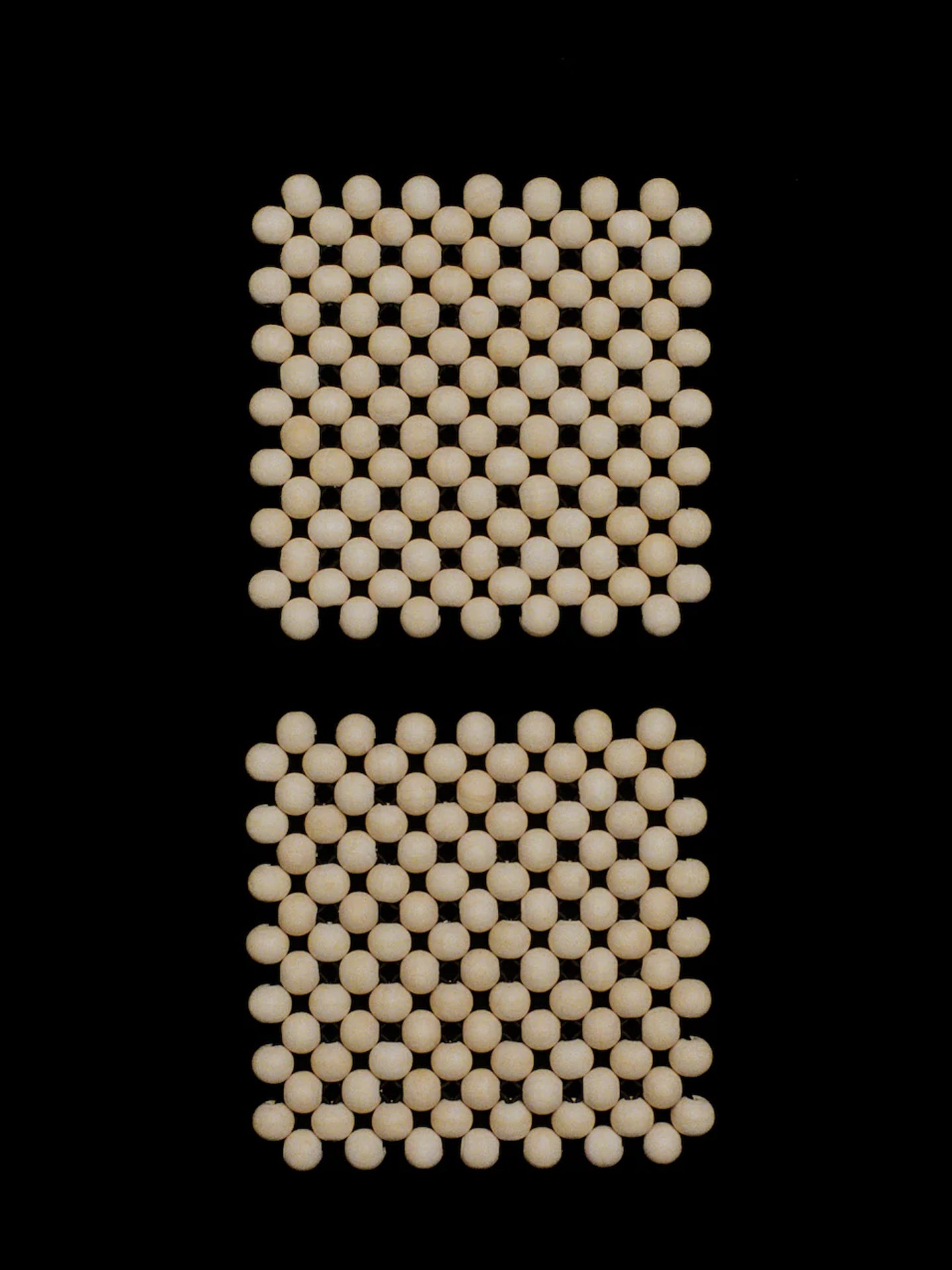 #color_natural-black