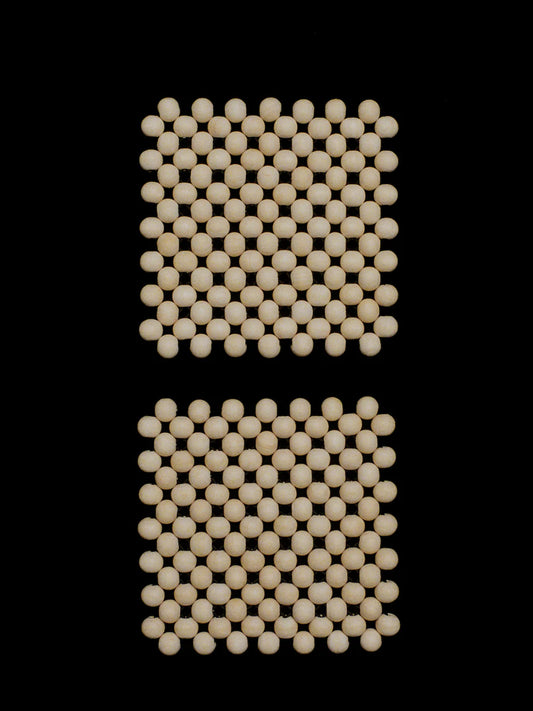 #color_natural-black