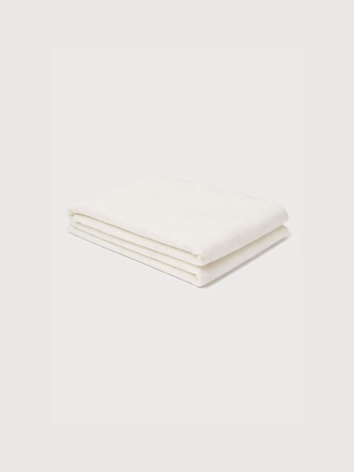 #color_white-felted
