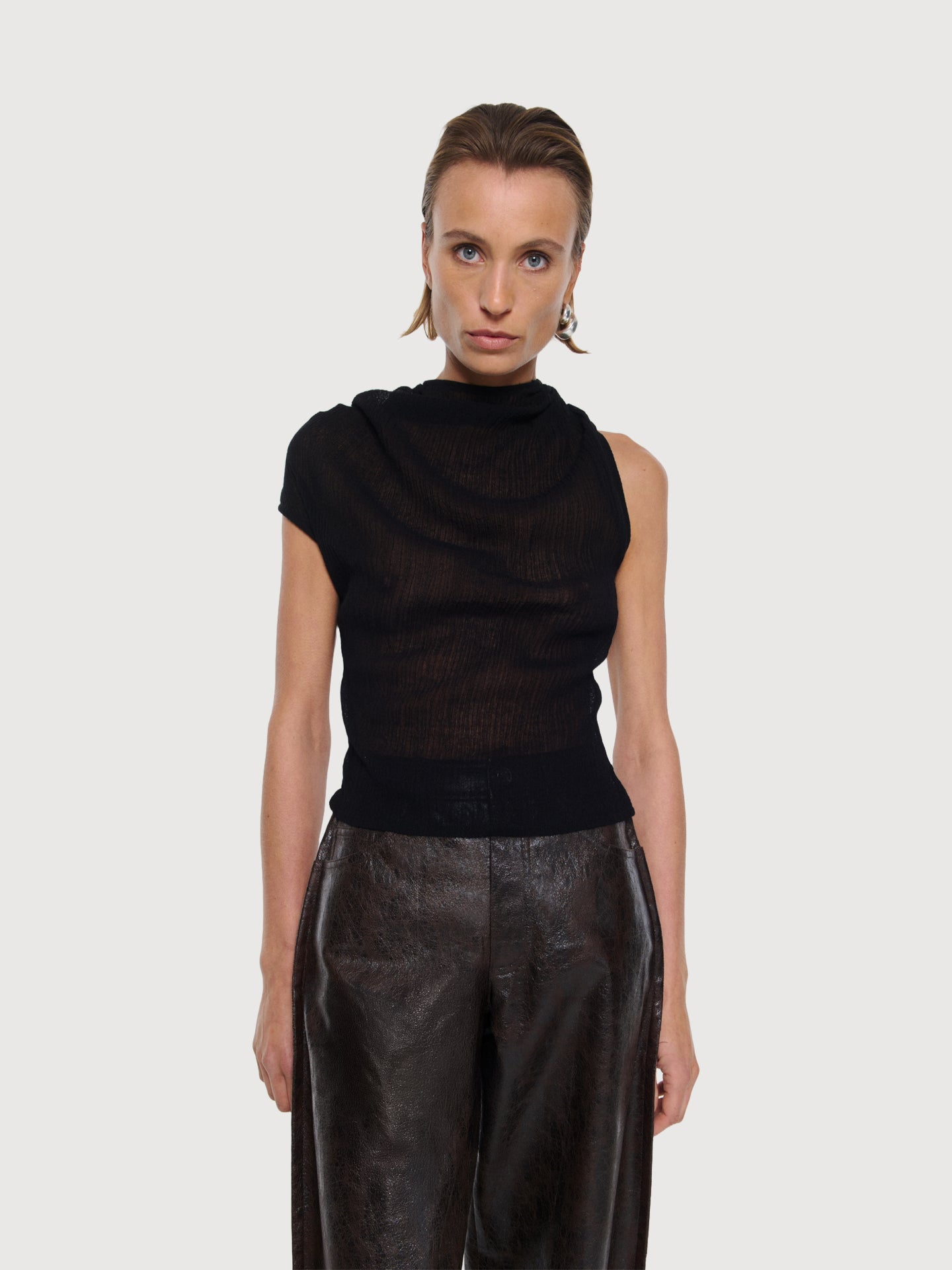 #color_thin-black-wool